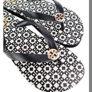 Lightly used Tori Burch flips flops